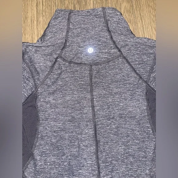 Lululemon Womens Half Zip size 10 - Picture 6 of 8